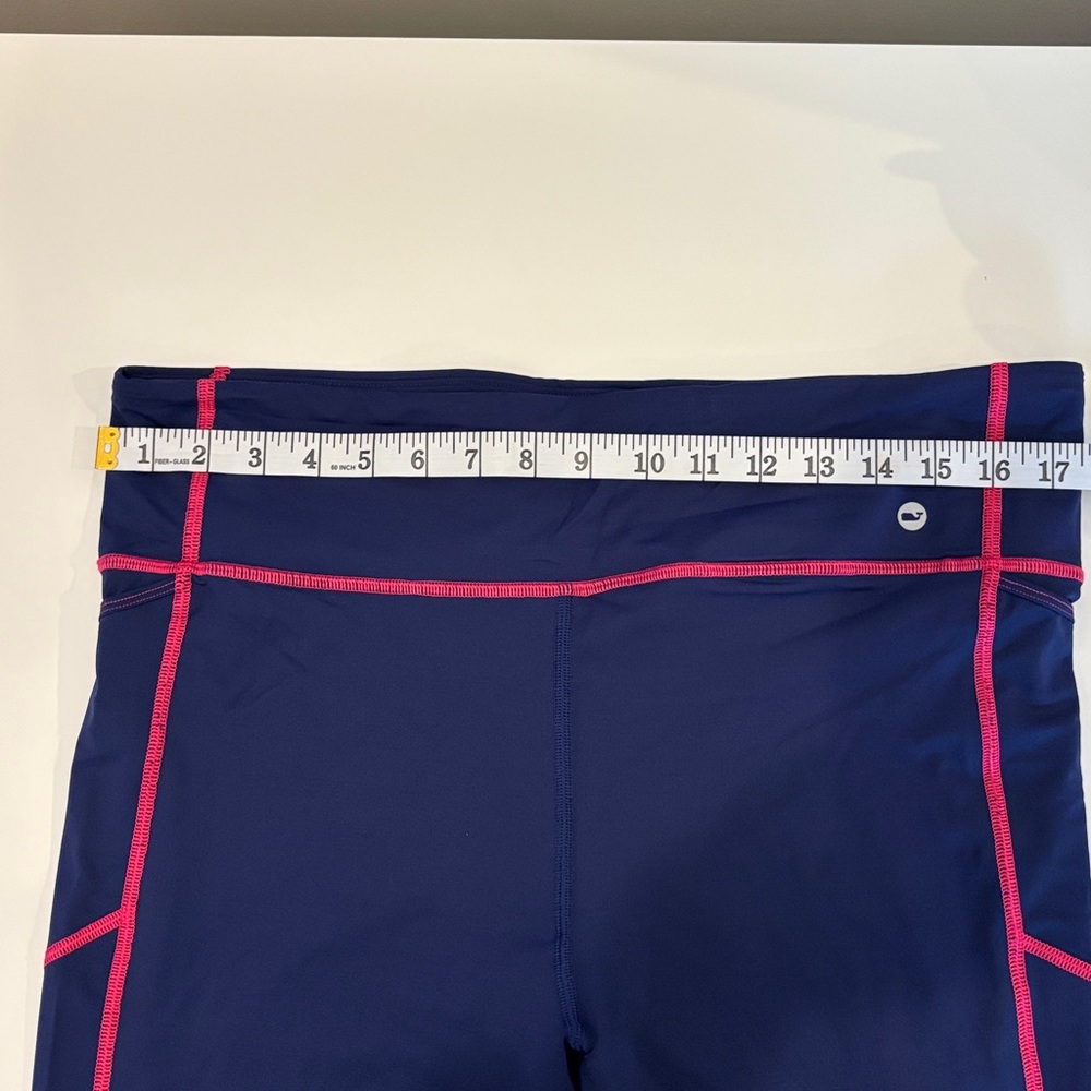 Vineyard Vines Solid Performance Crop Leggings; N… - image 6